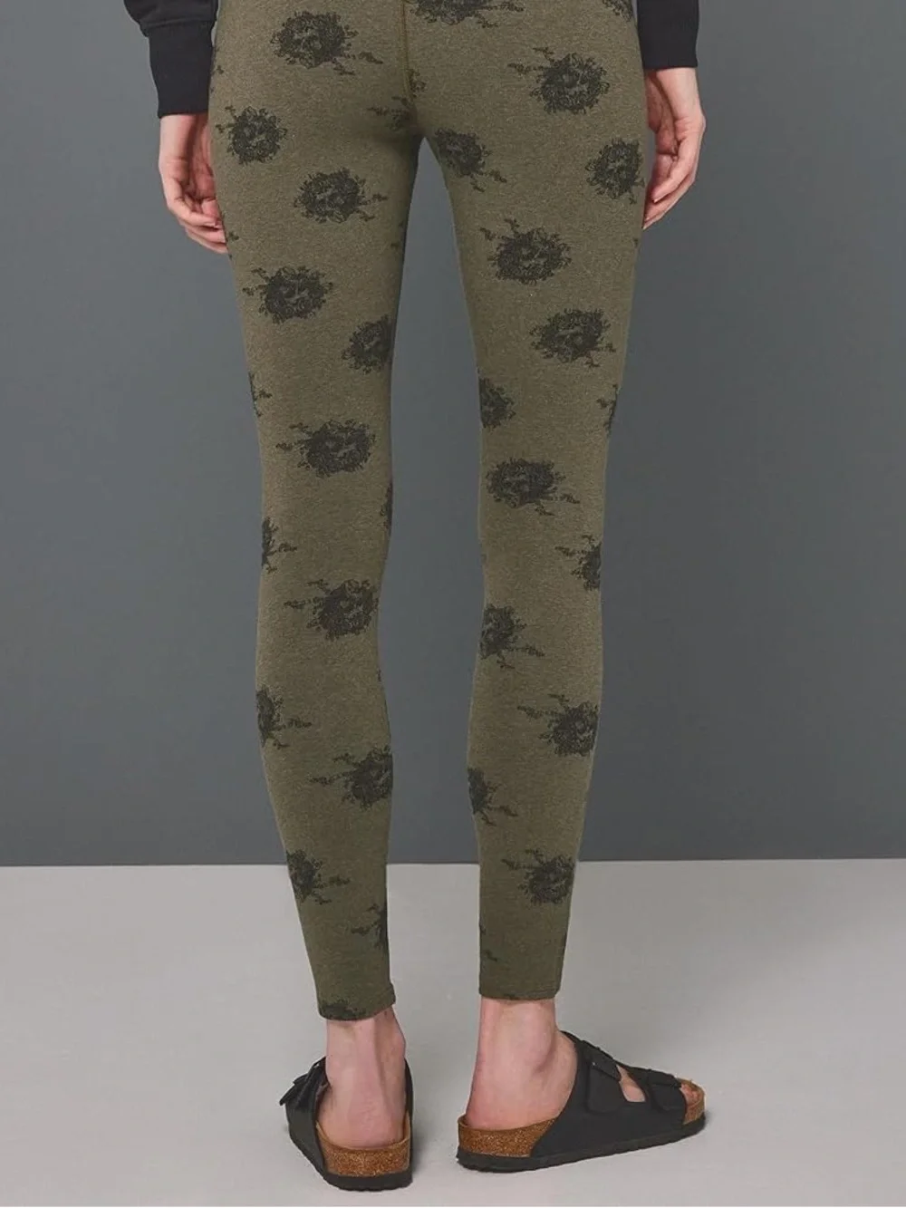 Pact Women’s Size Large Olive Green Grateful Dead Leggings - Picture 11 of 12
